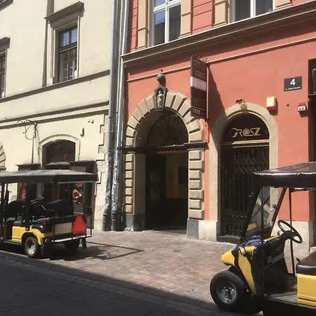 Slawkowska Next To The Main Square By Kings Krasków